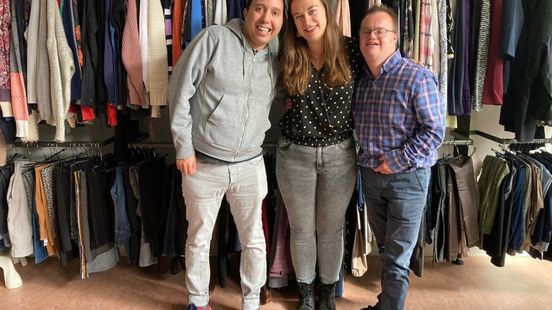 Dagbesteding zamelt winterkleding in voor vluchtelingen: 'Belangrijk om ze te steunen'