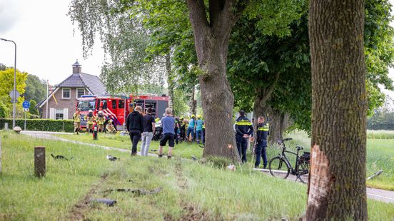 Hoogevener raakt gewond bij ongeluk in Lemelerveld. Hoogevener raakt gewond bij ongeluk in Lemelerveld.