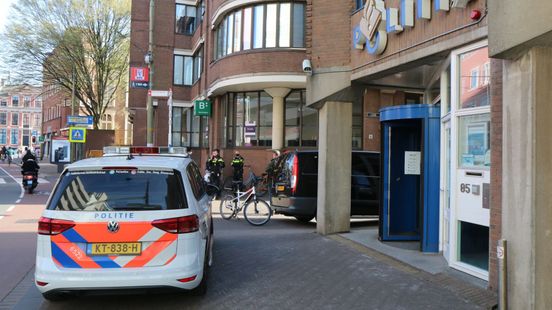 verdrietig Kreta Rudyard Kipling Politiebureau Den Haag deels ontruimd vanwege verdacht pakketje - Omroep  West