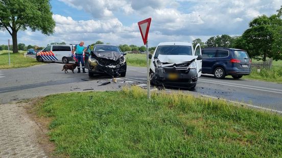 ongeval in Nederasselt • auto ondersteboven in Wageningen.