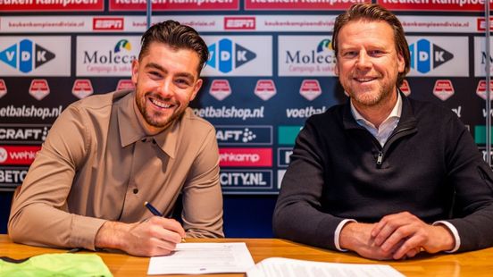 beeld assistent Onzin Doelman Jasper Schendelaar verlengt bij PEC Zwolle tot 2026 - RTV Oost