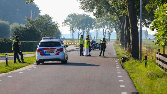 Dodelijk ongeluk Vaassen: politie zoekt bestuurder Volvo