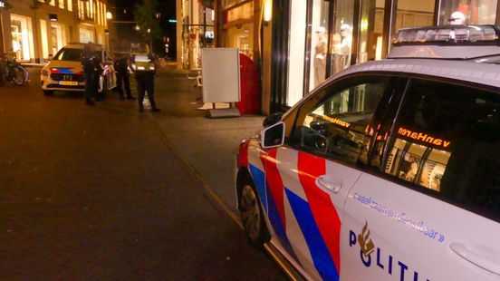 112 nieuws: Automobilist overleden na botsing met boom | Afval hennepkwekerij gedumpt in Geesteren. 112 nieuws: Automobilist overleden na botsing met boom | Afval hennepkwekerij gedumpt in Geesteren.