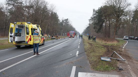 Ernstig ongeluk op N348 bij Ommen, traumahelikopter ingezet. Ernstig ongeluk op N348 bij Ommen, traumahelikopter ingezet.