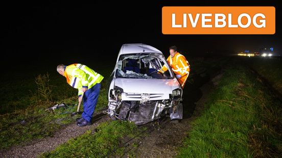 gewonde bij ongeval op A28 • veel schade na botsing met ree. gewonde bij ongeval op A28 • veel schade na botsing met ree.