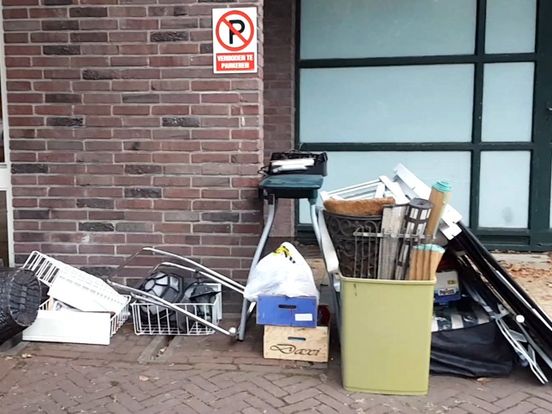 Kringloopwinkels zijn gedumpte spullen zat: 'We zijn het afvoerputje geworden'