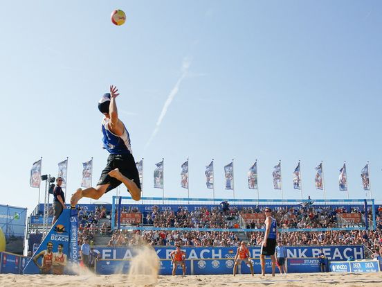 Weekend vol volleybalwedstrijden tijdens gratis NK Beachvolleybal op Scheveningen