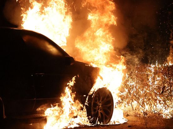 Vijf auto's uitgebrand in Loosduinen en Waldeck