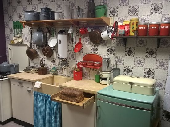 studio Geslaagd Prestatie Nostalgische keuken voor ouderen in Dwingeloo - RTV Drenthe