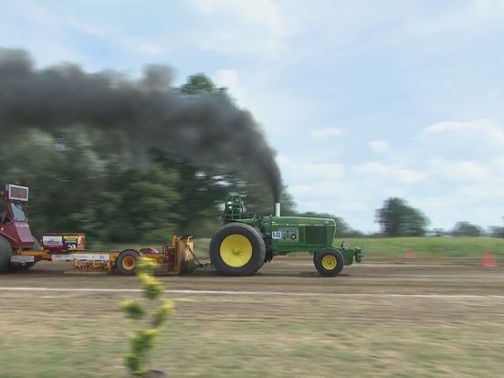 Kijk terug: ronkende motoren op de Tractorpulling en mee met het animatieteam