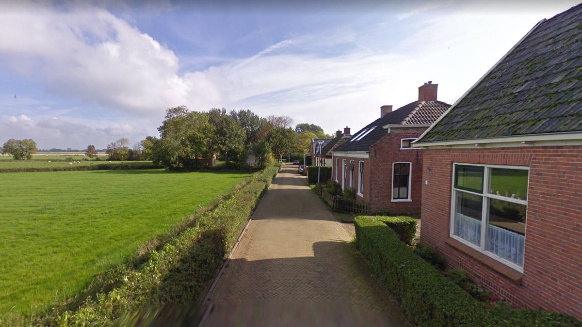 Renovatie in plaats van sloop: vier woningen in Ezinge blijven behouden