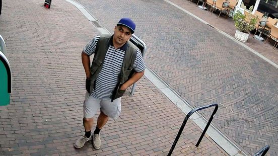 Geld gevonden? Deze man heeft het net zelf op de grond gegooid