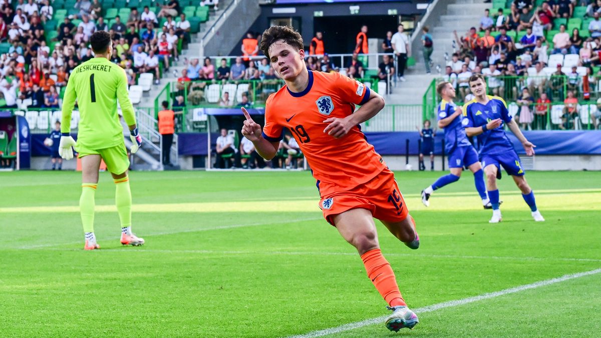 Drie FC'ers in Jong Oranje: Van Bergen, Blokzijl en Schreuders