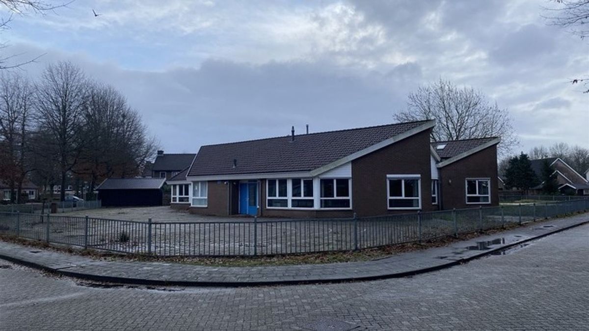Ruimte voor vijf woningen in voormalige school Zwartemeer