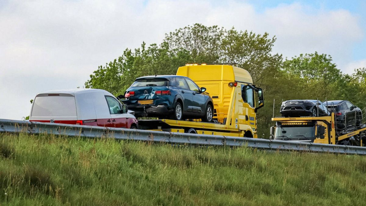 A28 in de richting van Hoogeveen weer open na ongeluk