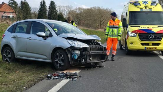 Kop-staartbotsing • brand in woning. Kop-staartbotsing • brand in woning.
