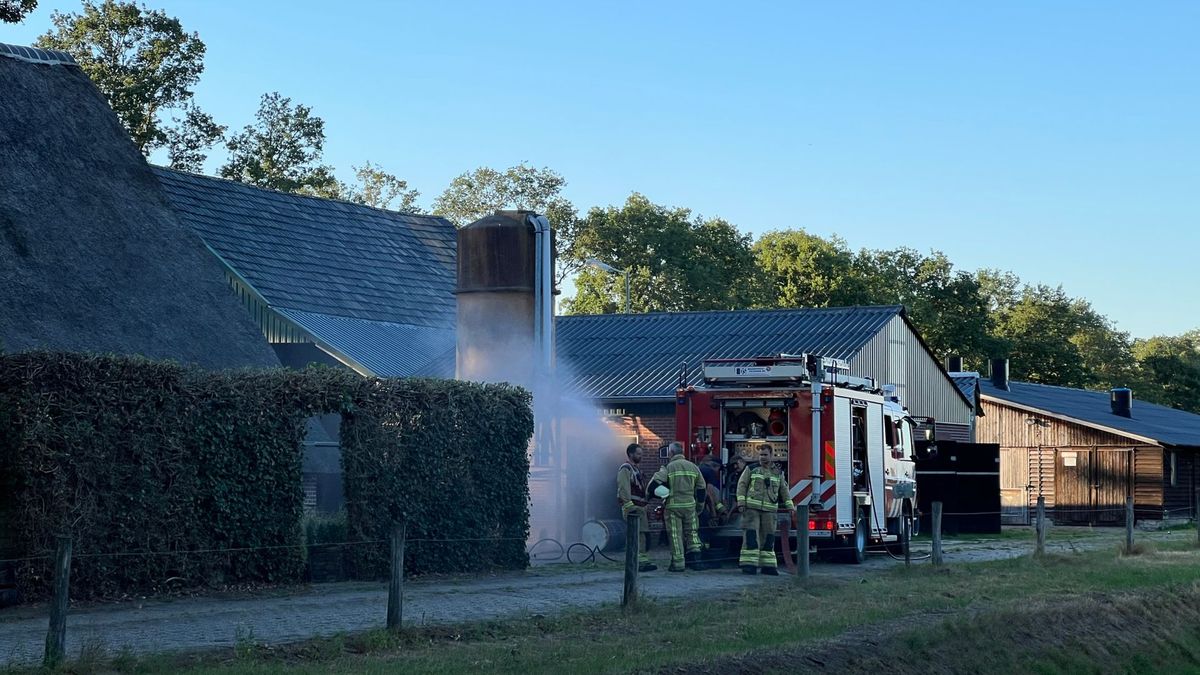 Brand in schuur bij Schoonebeek