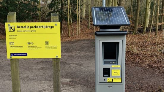 Natuurmonumenten voert hier betaald parkeren in om kosten te dekken