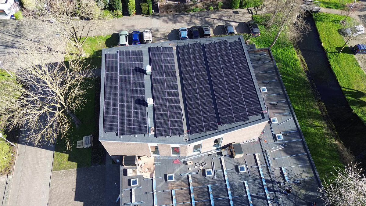 'Even ademhalen en weer door', op zoek naar blote daken voor zonnepanelen