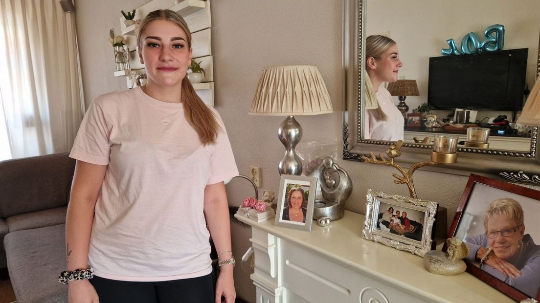 Senna is heel blij dat ze mag blijven in haar ouderlijk huis
