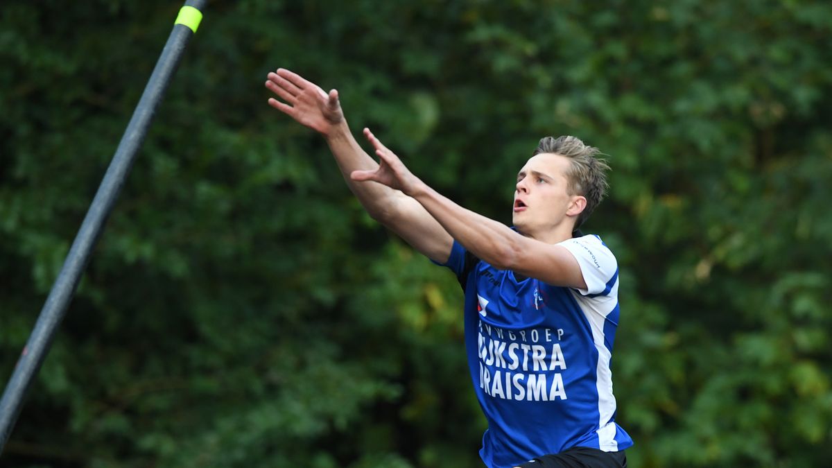 Zijlstra en Westert winnen fierljeppen in Grijpskerk