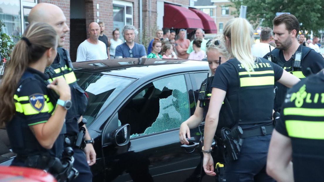 De verkeersruzie trok veel aandacht in de buurt