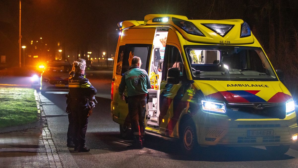Zwaar vuurwerk aangetroffen in Harlingen | Politie zoekt twee inbrekers in Menaam