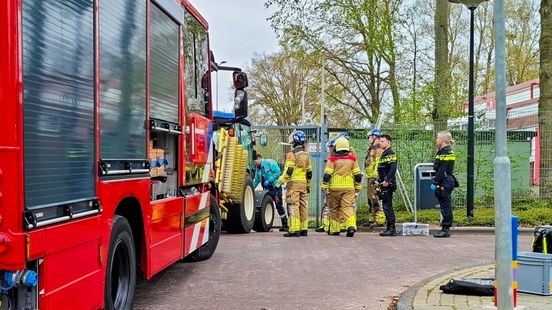 112 nieuws: Drie aanhoudingen na vechtpartij in Zwolle | Ongeval met grasmaaier in Hengelo. 112 nieuws: Drie aanhoudingen na vechtpartij in Zwolle | Ongeval met grasmaaier in Hengelo.