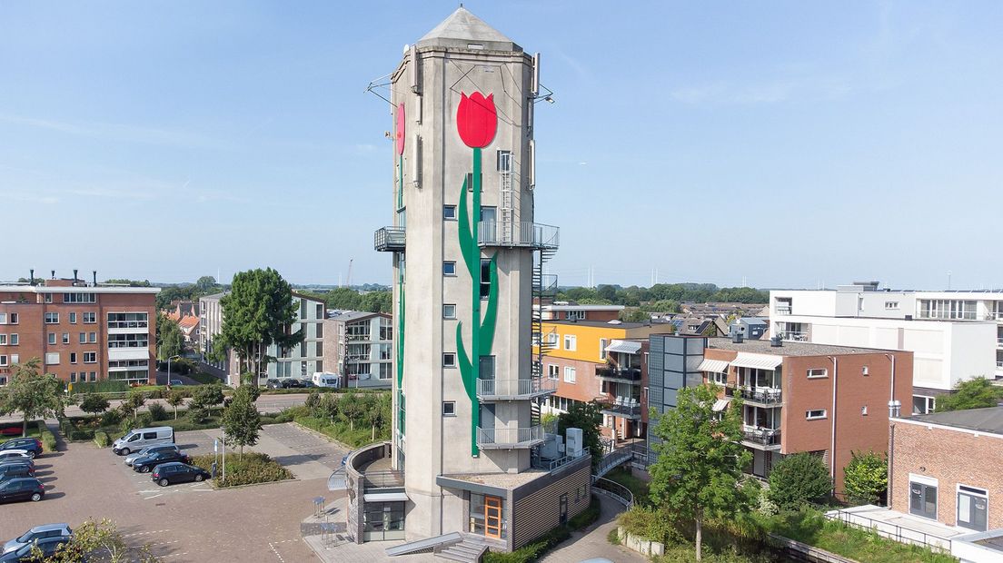 De watertoren van Roelofarendsveen