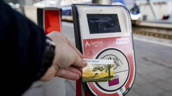 Gelderland ziet weinig in gratis ov-pas om hoge brandstofprijzen