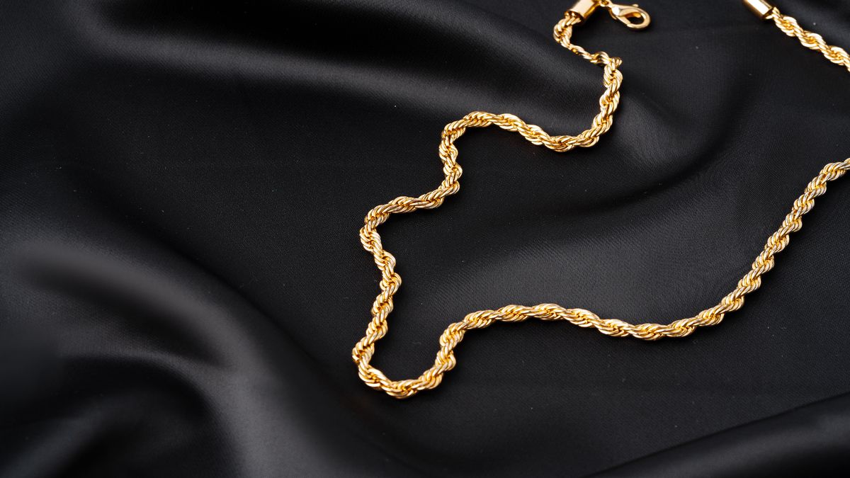 Kettingrukker slaat toe: vrouw moet behulpzaamheid duur bekopen