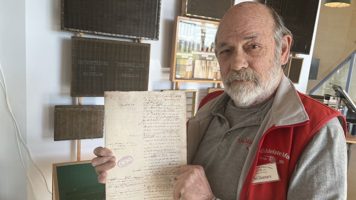 Loenense papiermaker levert uniek ambacht voor Koningspaar