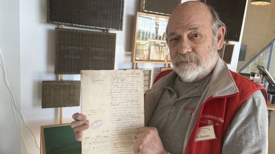 Loenense papiermaker levert uniek ambacht voor Koningspaar