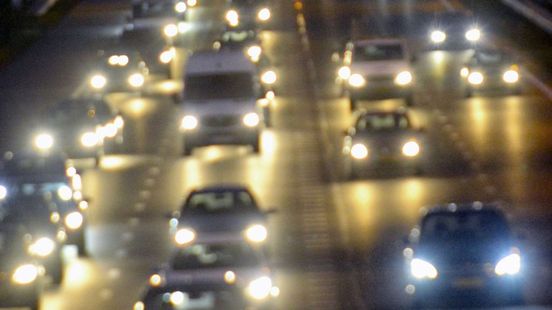 Uur vertraging op A50 door ongeluk. Uur vertraging op A50 door ongeluk.