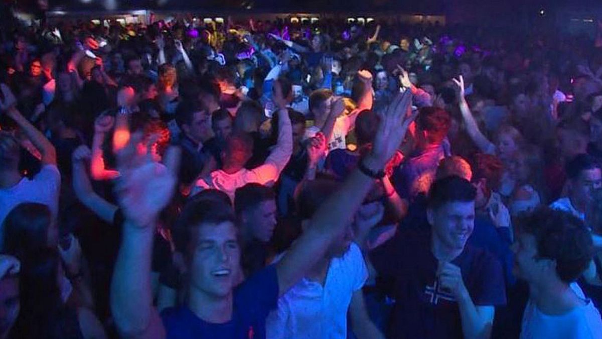Gemeente grijpt in voor feestweken: tientallen waarschuwingen na overlast