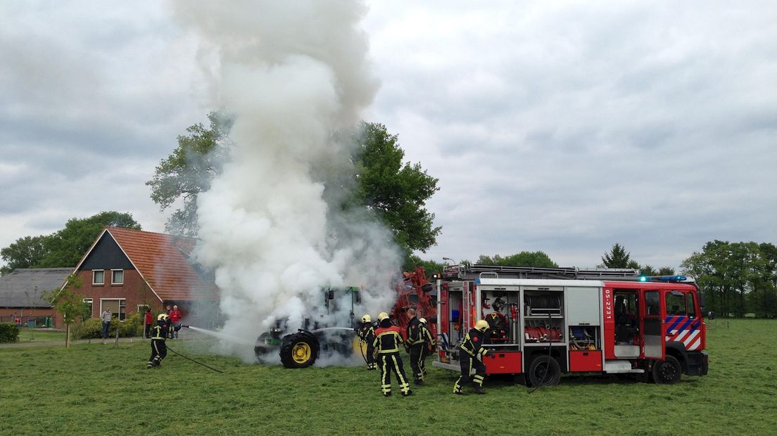 Tractorbrand in Rossum