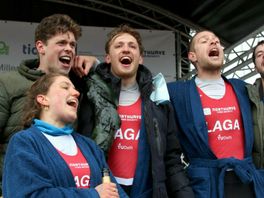 Bier, blote billen en topsport: Gertjan Bruins uit Assen wint met Laga prestigieuze Varsity-roeiwedstrijd