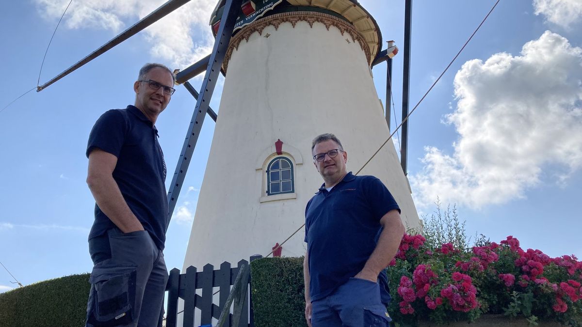 Molen Buiten Verwachting in Nieuw- en Sint Joosland heeft nieuwe roeden