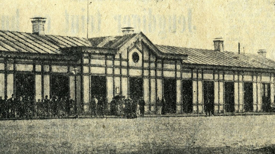 Het eerste, houten, station van Groningen