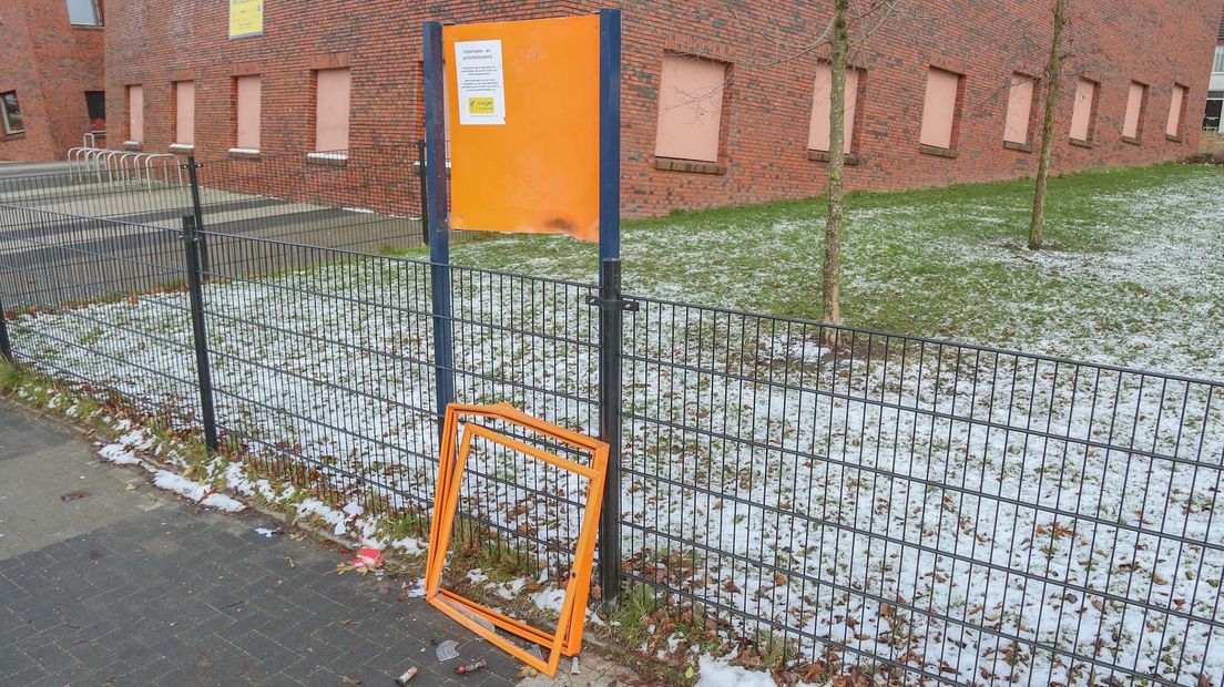 Het opgeblazen informatiebord bij het Cruijff Court