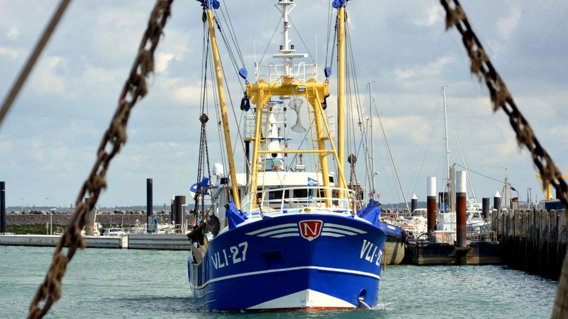 viskotter in haven Breskens