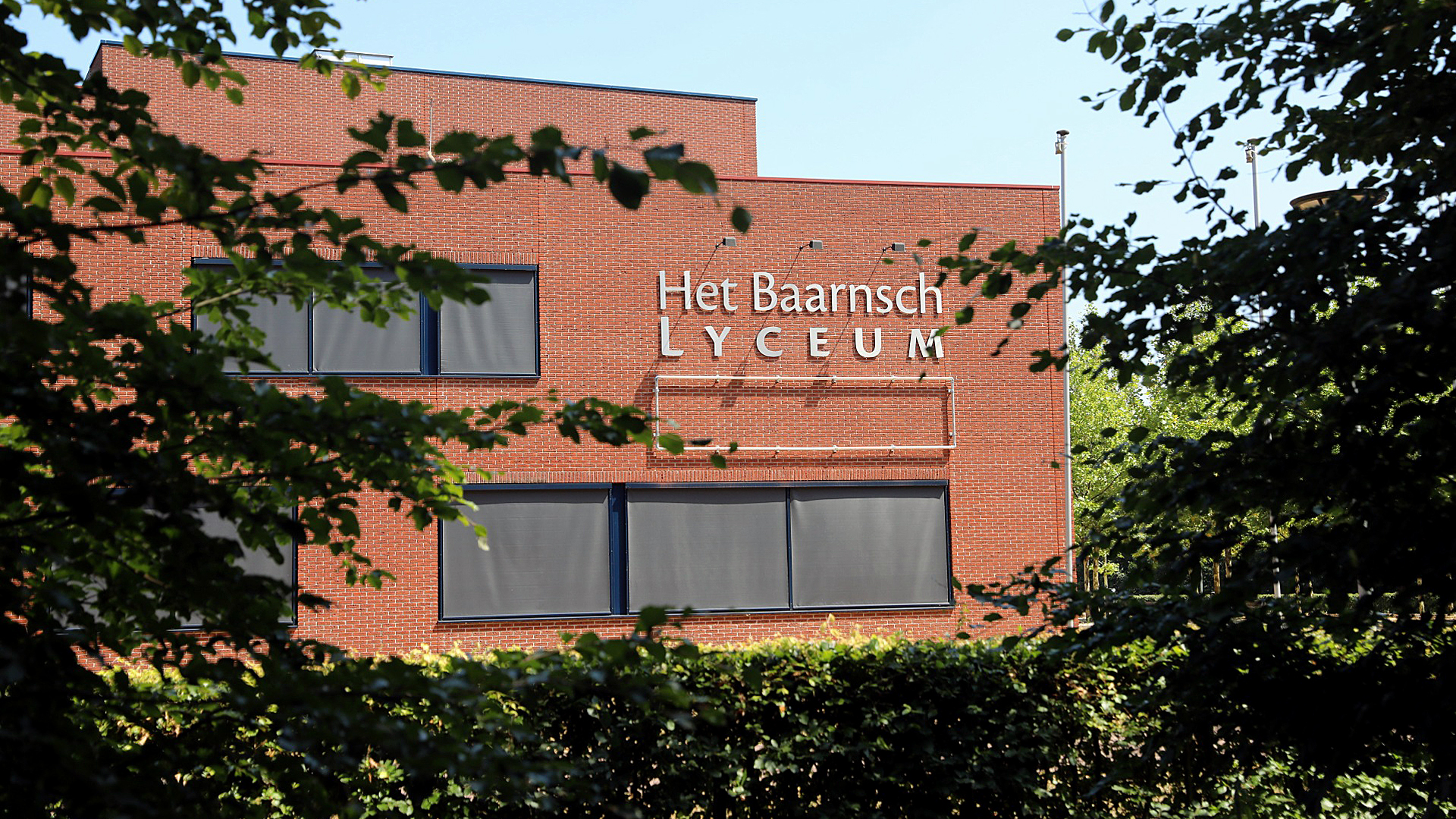 Rector Baarnsch Lyceum moet weg na onderzoek onveilige werksfeer