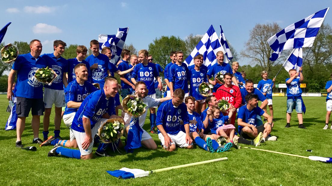 VKW tijdens het kampioenschap van vorig seizoen. Het debuut in de eerste klasse duurde slechts veertien minuten. (Rechten: Archief RTV Drenthe)