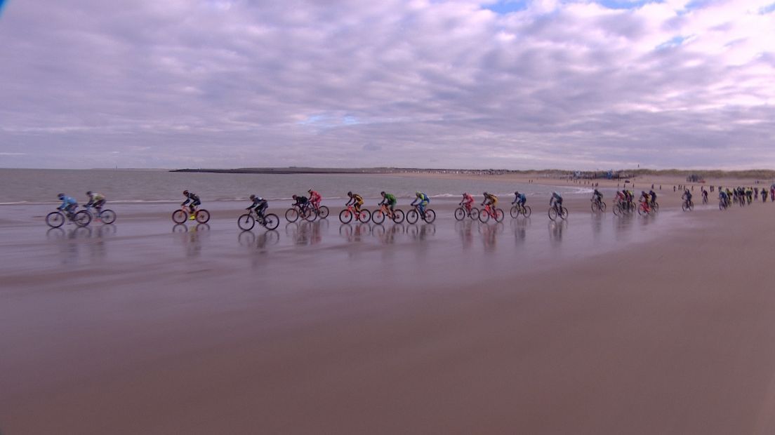 Zware omstandigheden tijdens de MTB Beachrace