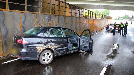 Scooterrijder gewond • aanrijding Hierden. Scooterrijder gewond • aanrijding Hierden.