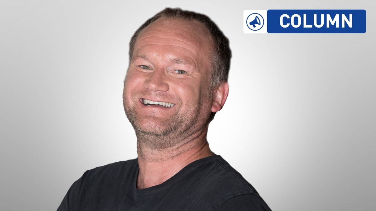 Door de mand: Kees Vlietstra hoort het donderen in zijn hoofd