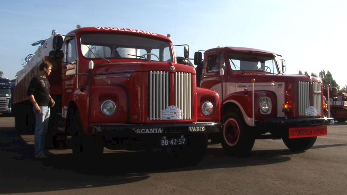 Oude Scania-Vabis vrachtwagens in Zwolle