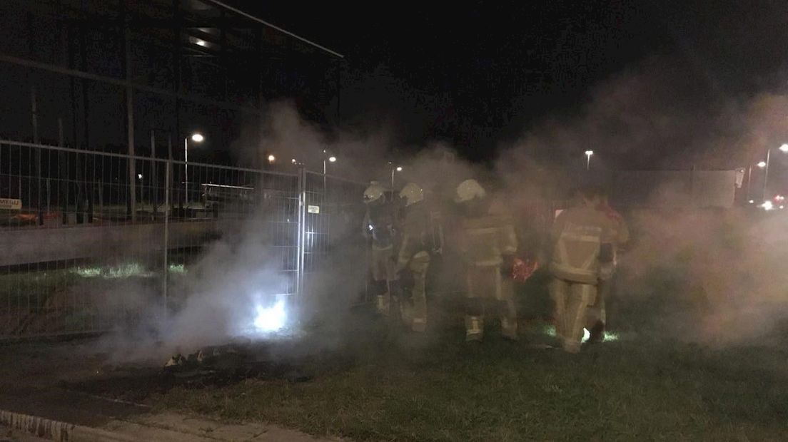 Dixi vliegt in brand in Almelo