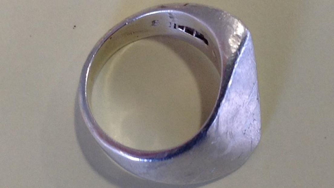 Munten en sieraden gevonden bij Zwolse inbreker