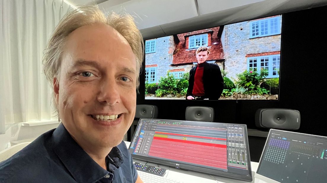 Danny van Spreuwel aan het werk in zijn studio